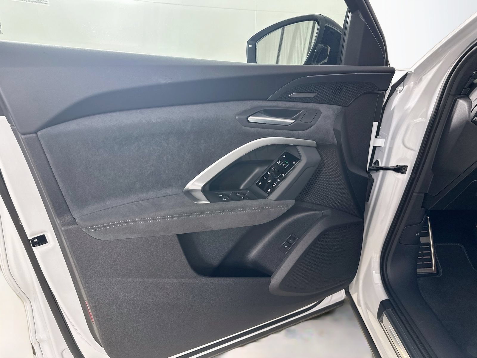 New 2026 Audi SQ5 Premium Plus AWD/4WD image 16