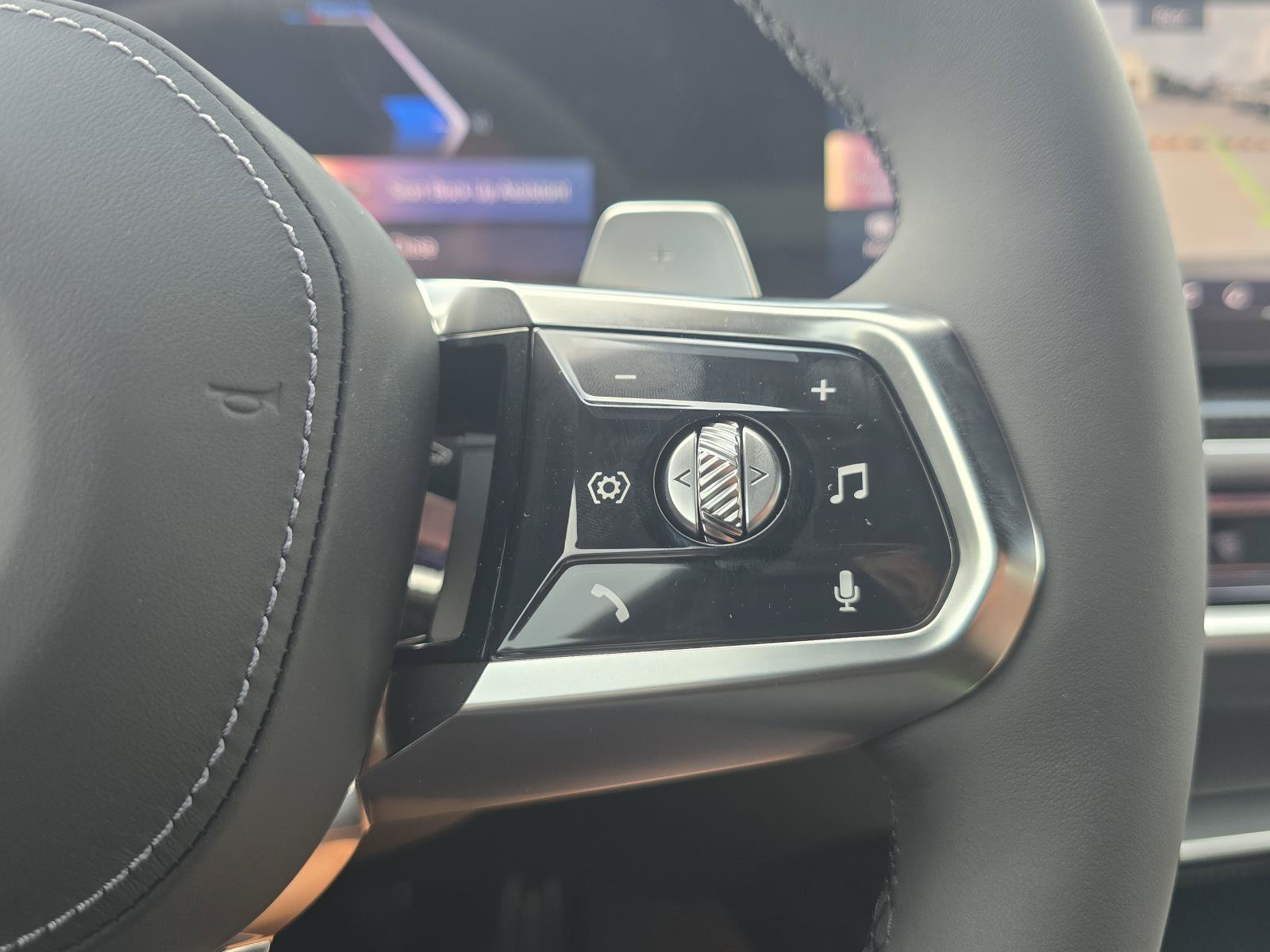 New 2026 BMW 750e xDrive AWD/4WD image 21
