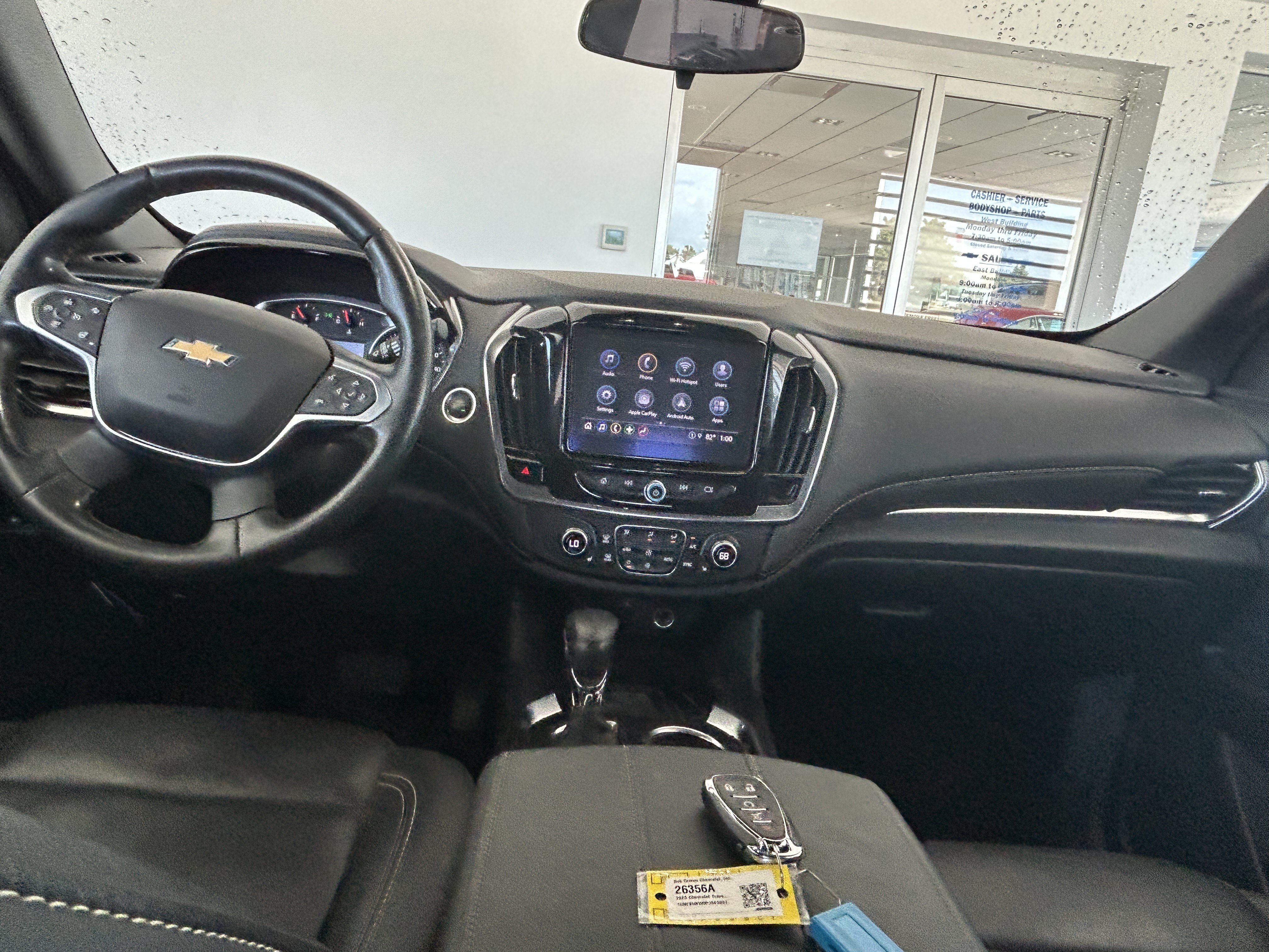 Used 2023 Chevrolet Traverse LT w/ LPO, Floor Liner Package AWD/4WD image 3