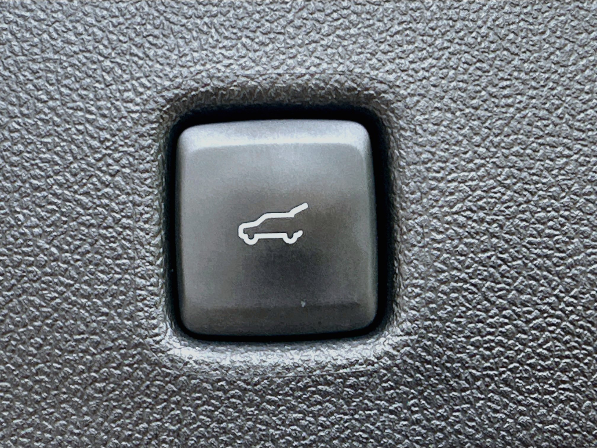 Used 2025 Ford Escape Platinum AWD/4WD image 29
