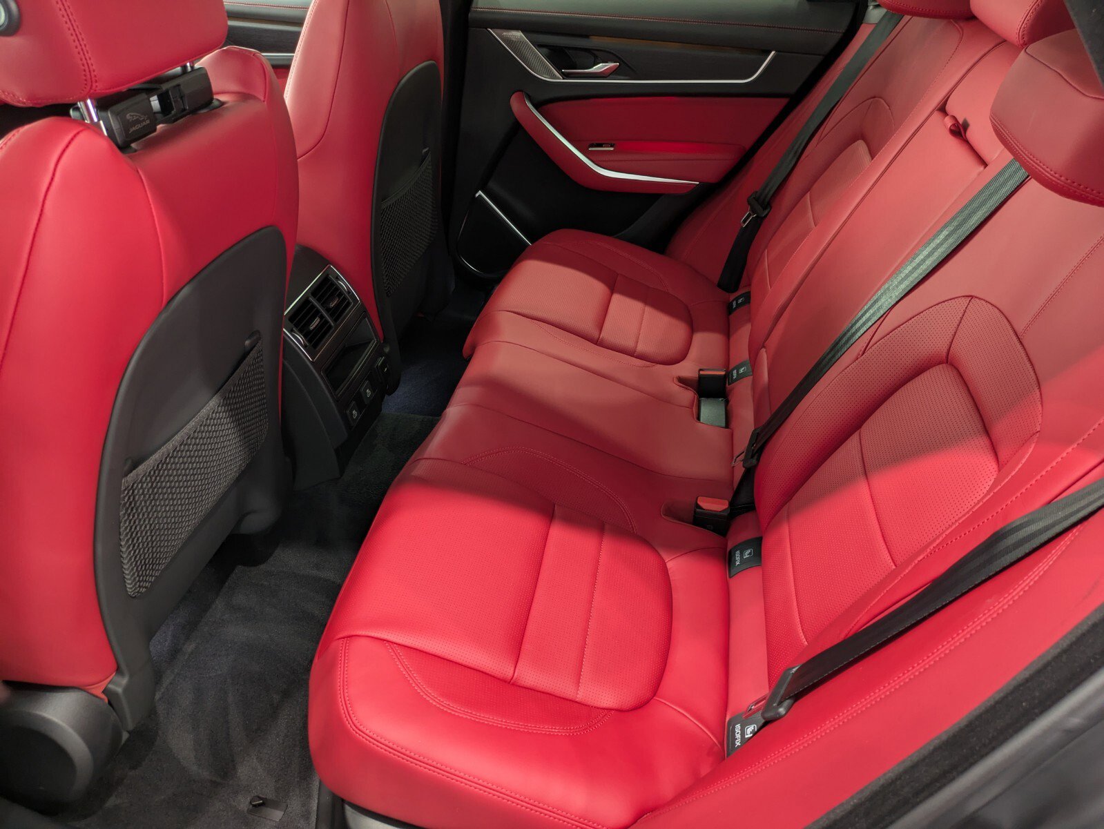 New 2026 Jaguar F-PACE R-Dynamic S image 11