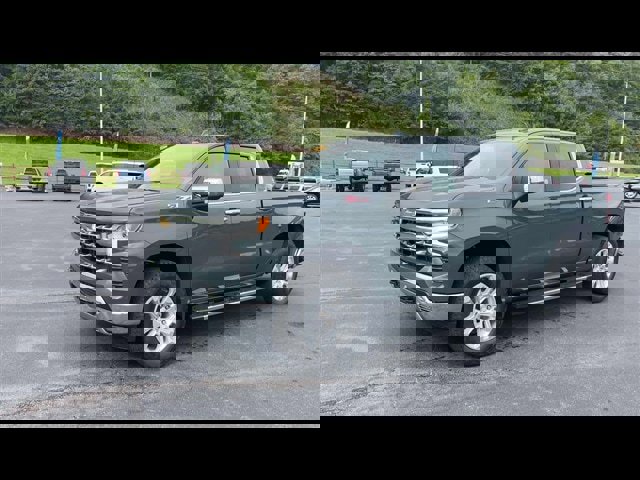 New 2026 Chevrolet Silverado 1500 LTZ w/ LTZ Premium Package image 4