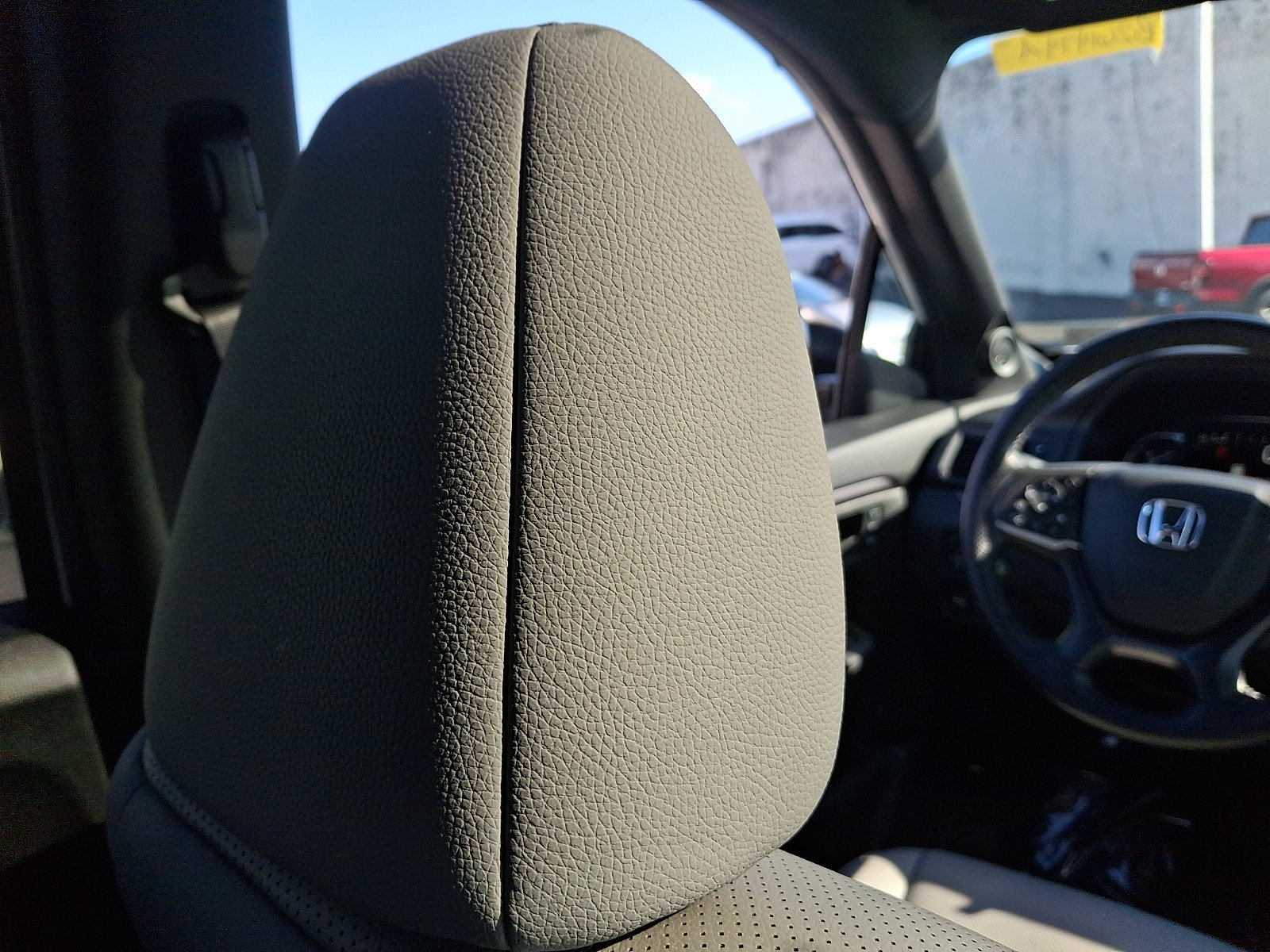 Used 2023 Honda Passport EX-L image 9