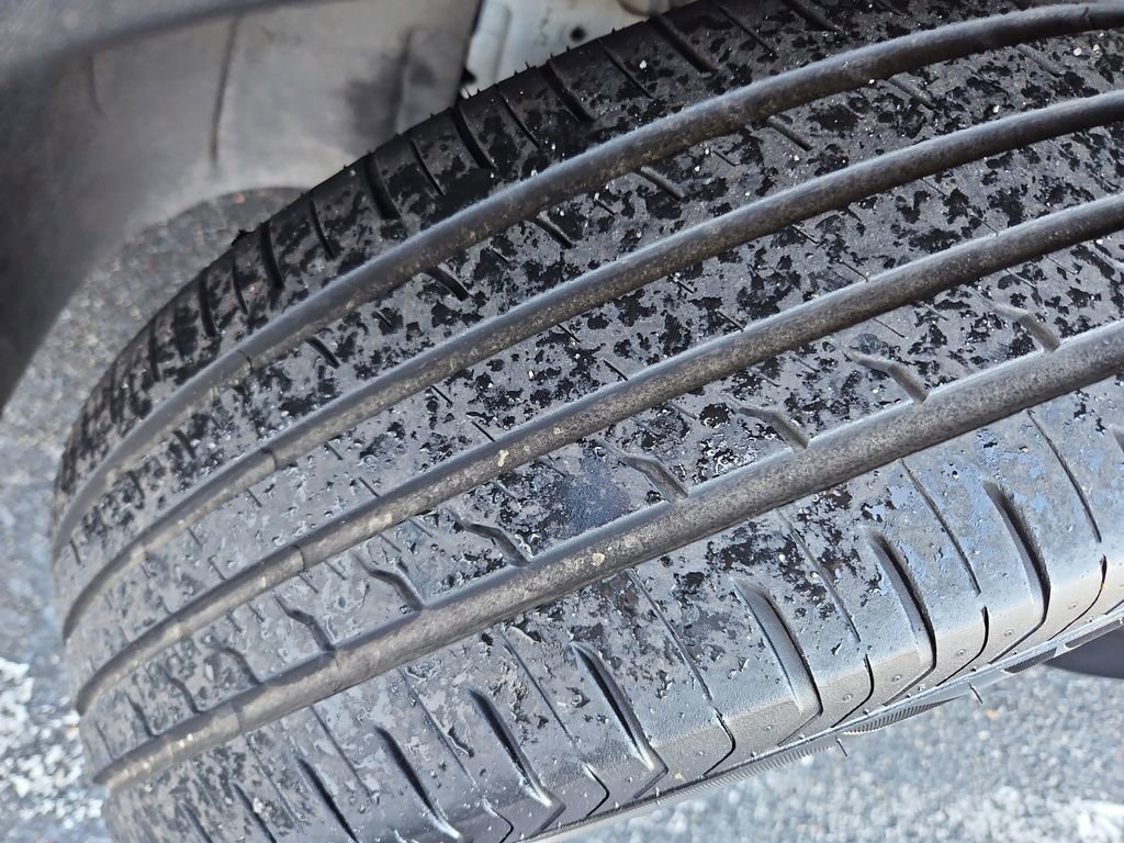 Used 2024 GMC Terrain SLT image 36