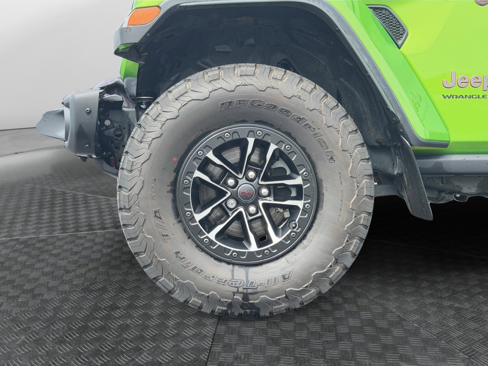 Used 2025 Jeep Wrangler Unlimited Rubicon AWD/4WD image 18