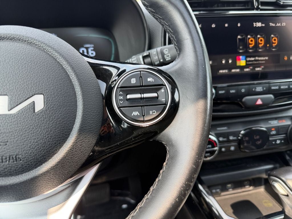 Used 2023 Kia Soul EX FWD image 16