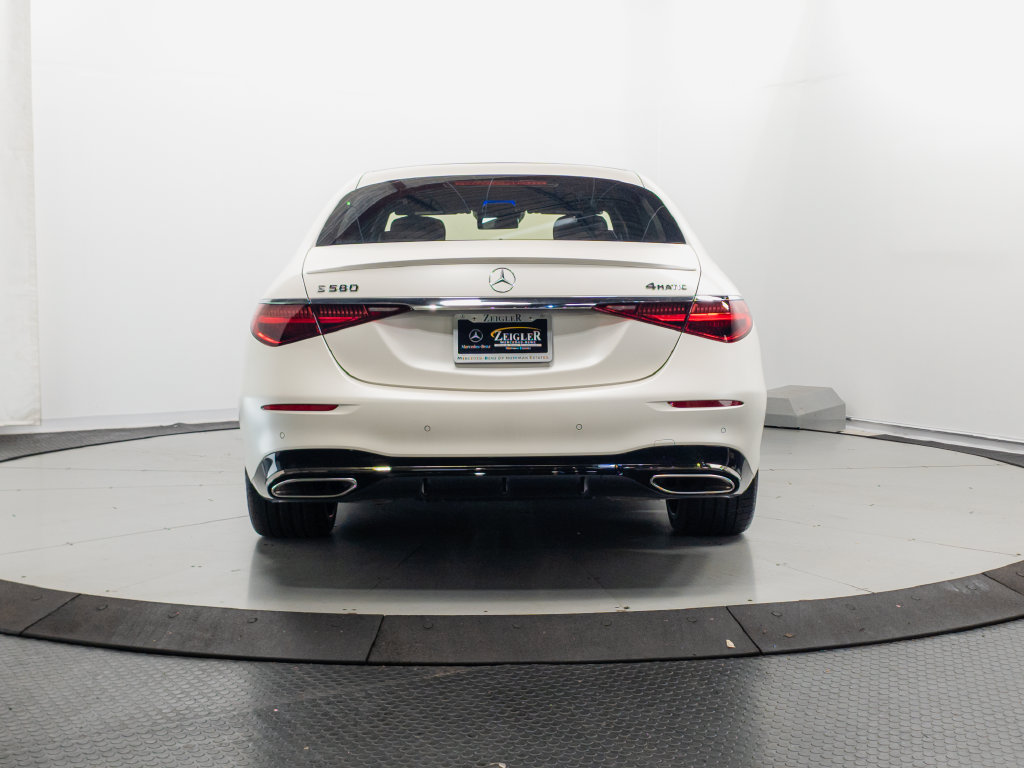 Used 2023 Mercedes-Benz S 580 4MATIC Sedan w/ AMG Line image 32