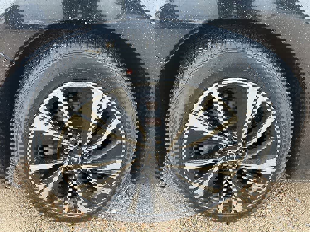 Used 2017 Honda Accord EX-L image 9