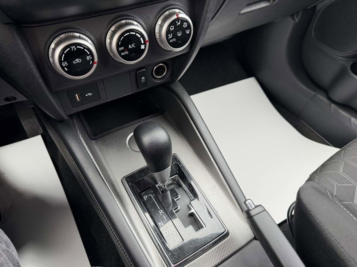 Used 2021 Mitsubishi Outlander Sport ES image 23