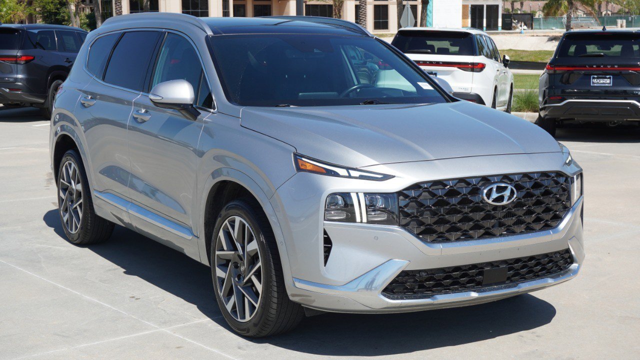 Used 2023 Hyundai Santa Fe Calligraphy image 3