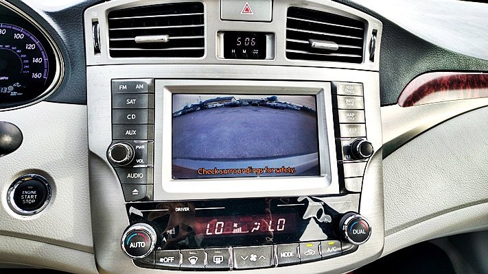 Used 2011 Toyota Avalon Limited image 20