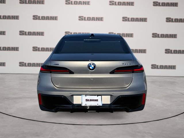 New 2026 BMW 750e xDrive w/ Executive Package AWD/4WD image 4