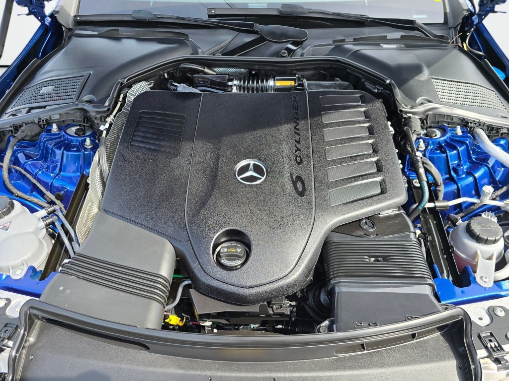 Used 2024 Mercedes-Benz CLE 450 4MATIC Coupe image 11