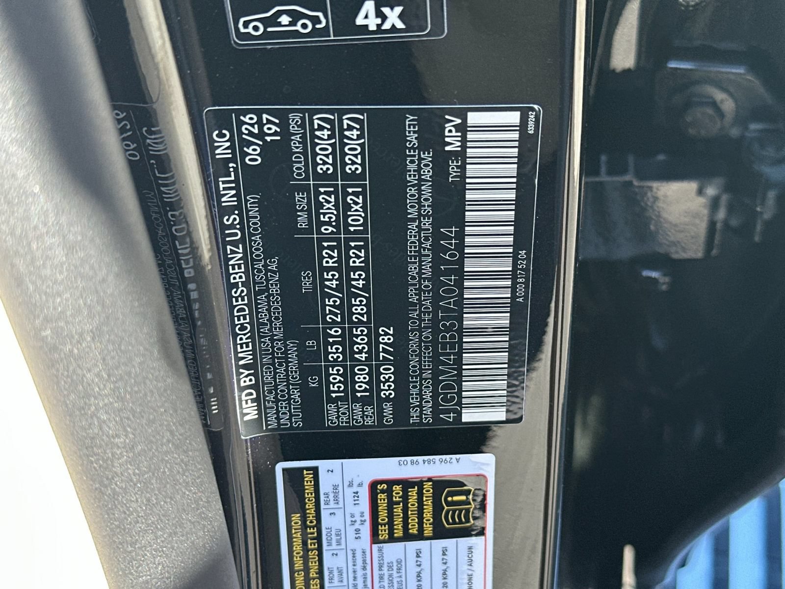 New 2026 Mercedes-Benz EQS 550 4MATIC SUV image 34