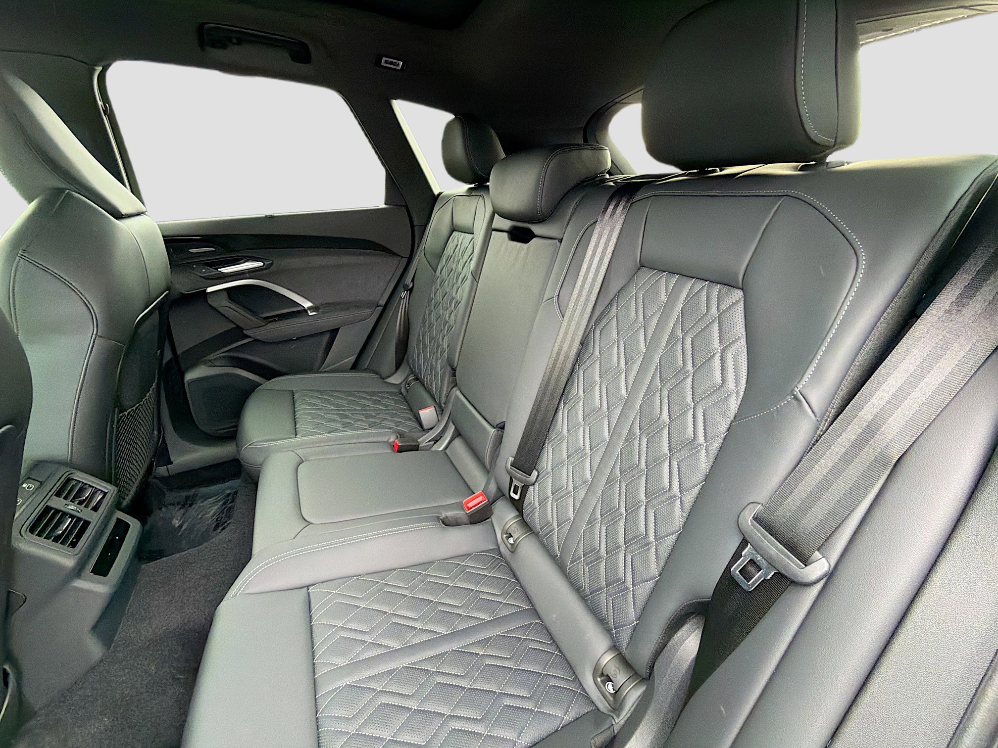 New 2025 Audi SQ5 Premium Plus image 21