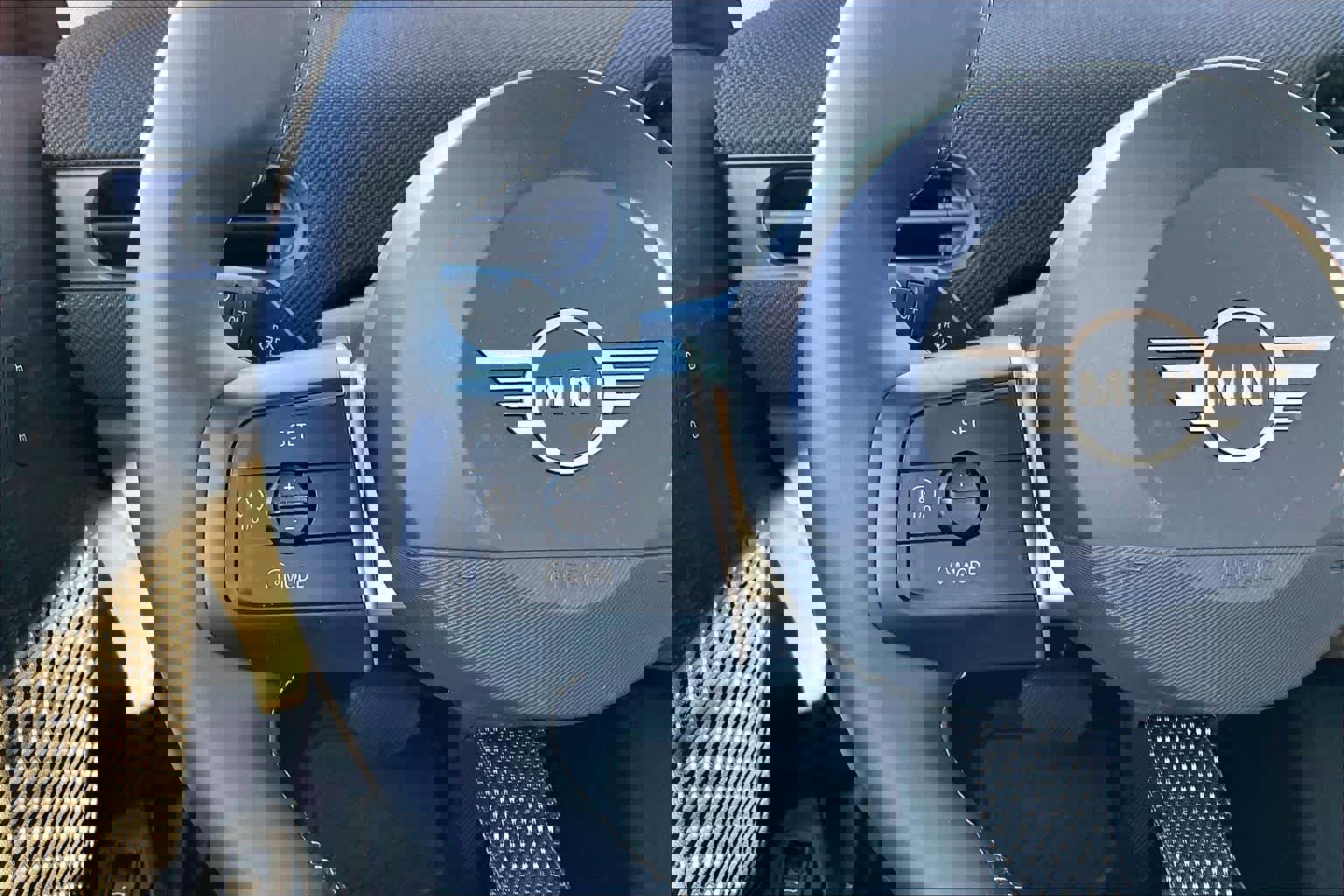 Certified 2025 MINI Cooper S image 24