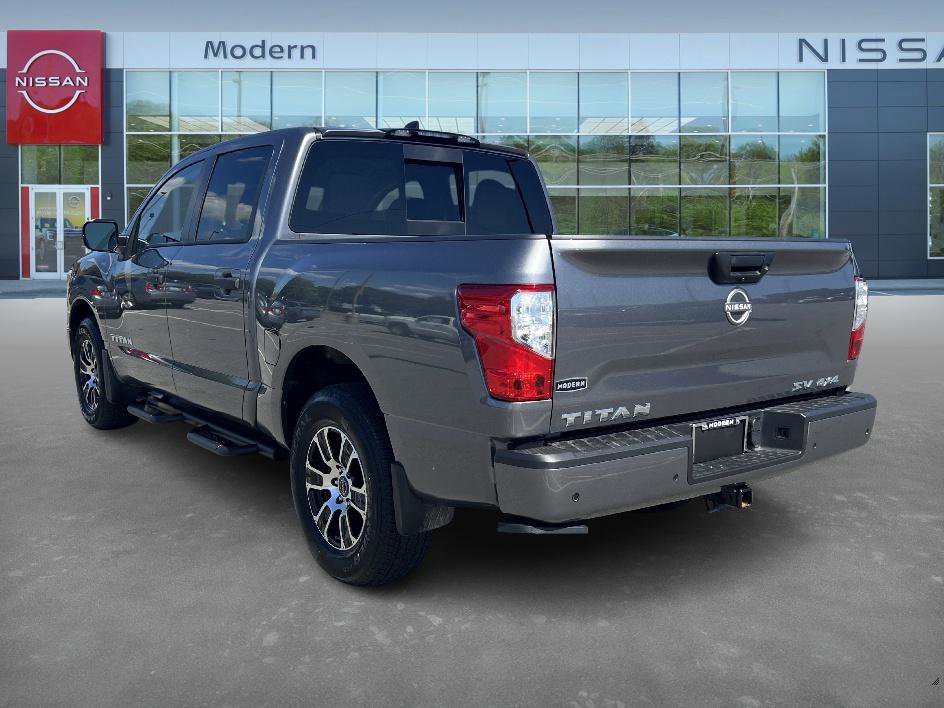 Used 2024 Nissan Titan SV w/ Accessory Utility Package image 7