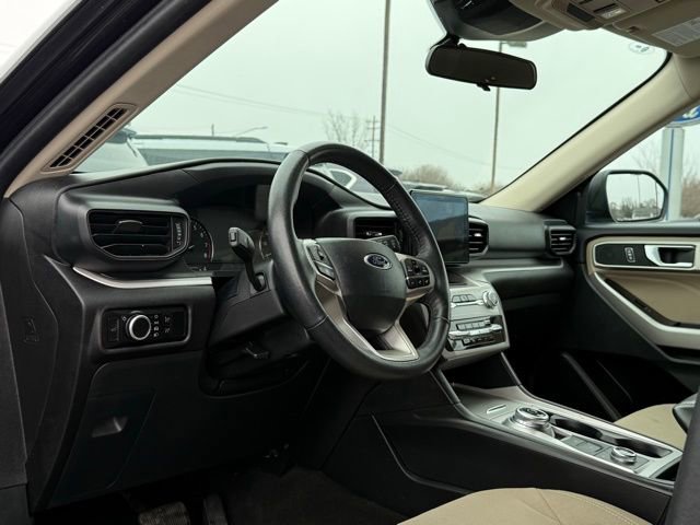 Certified 2024 Ford Explorer XLT AWD/4WD image 13