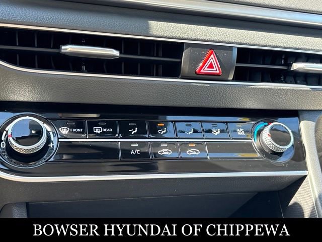 Used 2023 Hyundai Sonata SE FWD image 13