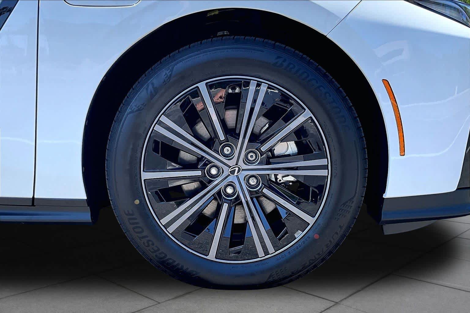 New 2026 Lexus ES 500e w/ Convenience Package AWD/4WD image 9