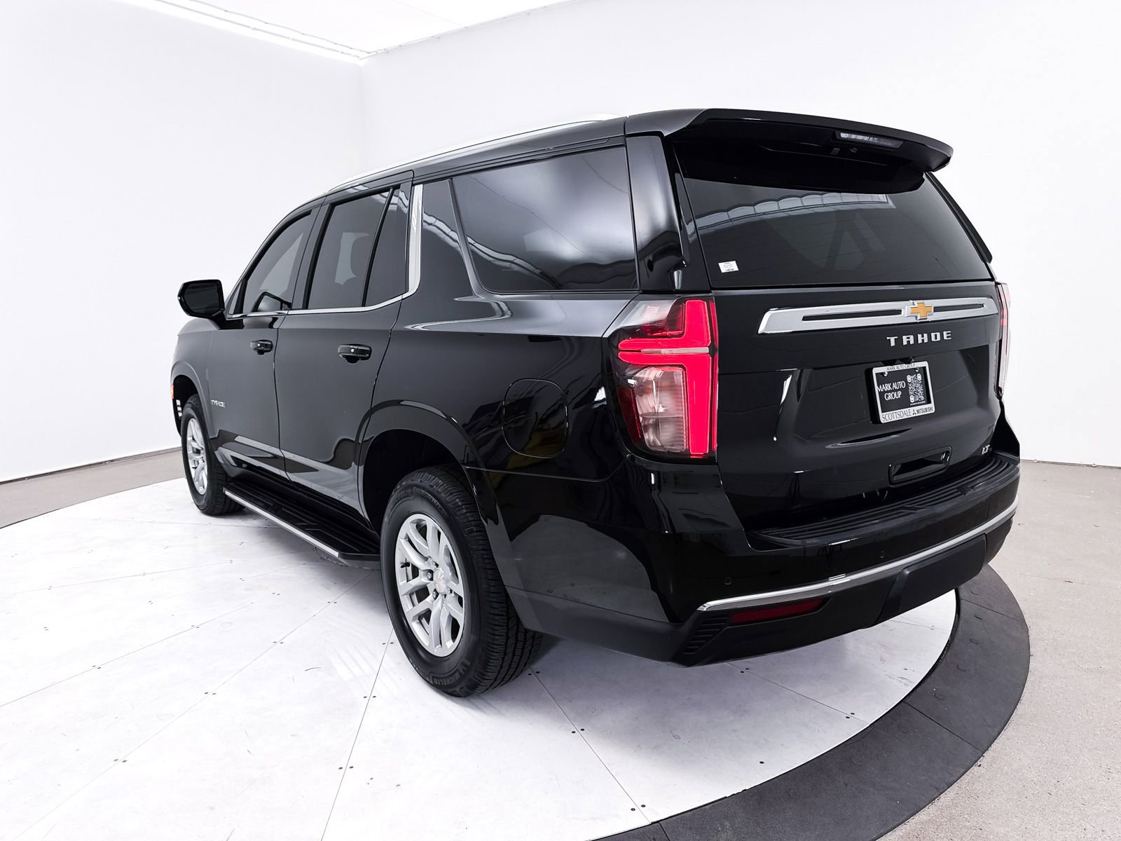 Used 2021 Chevrolet Tahoe LT AWD/4WD image 15