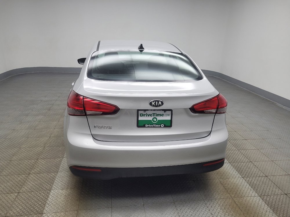 Used 2017 Kia Forte LX w/ LX Popular Package image 6