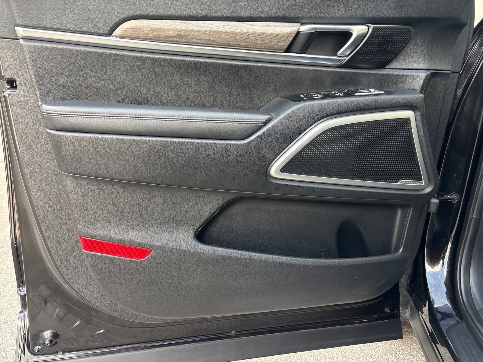 Used 2022 Kia Telluride EX w/ Towing Package image 10