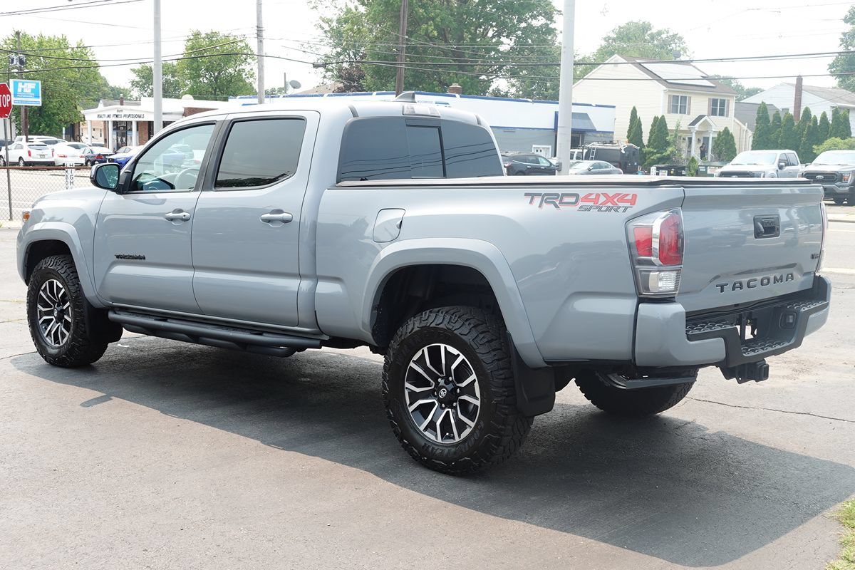 Used 2020 Toyota Tacoma TRD Off-Road AWD/4WD image 2
