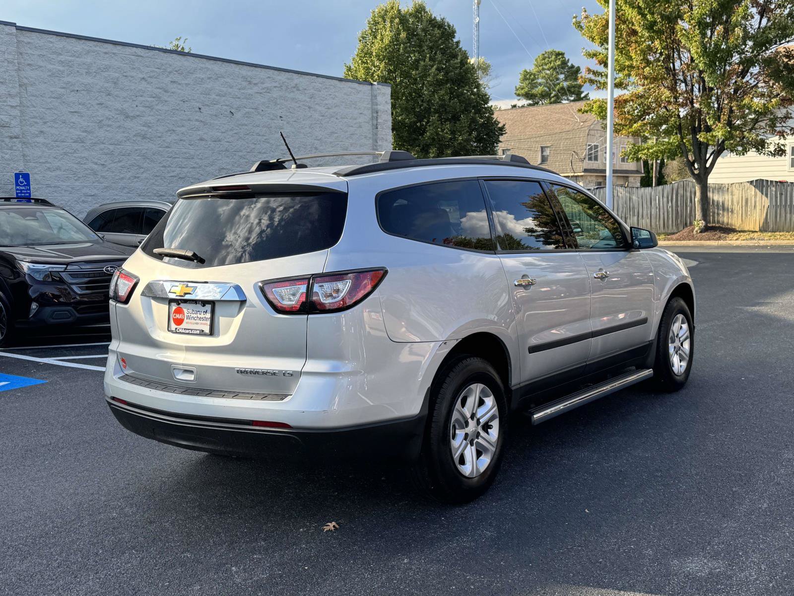 Used 2015 Chevrolet Traverse LS w/ LPO, 'HIT The Road' Package FWD image 2