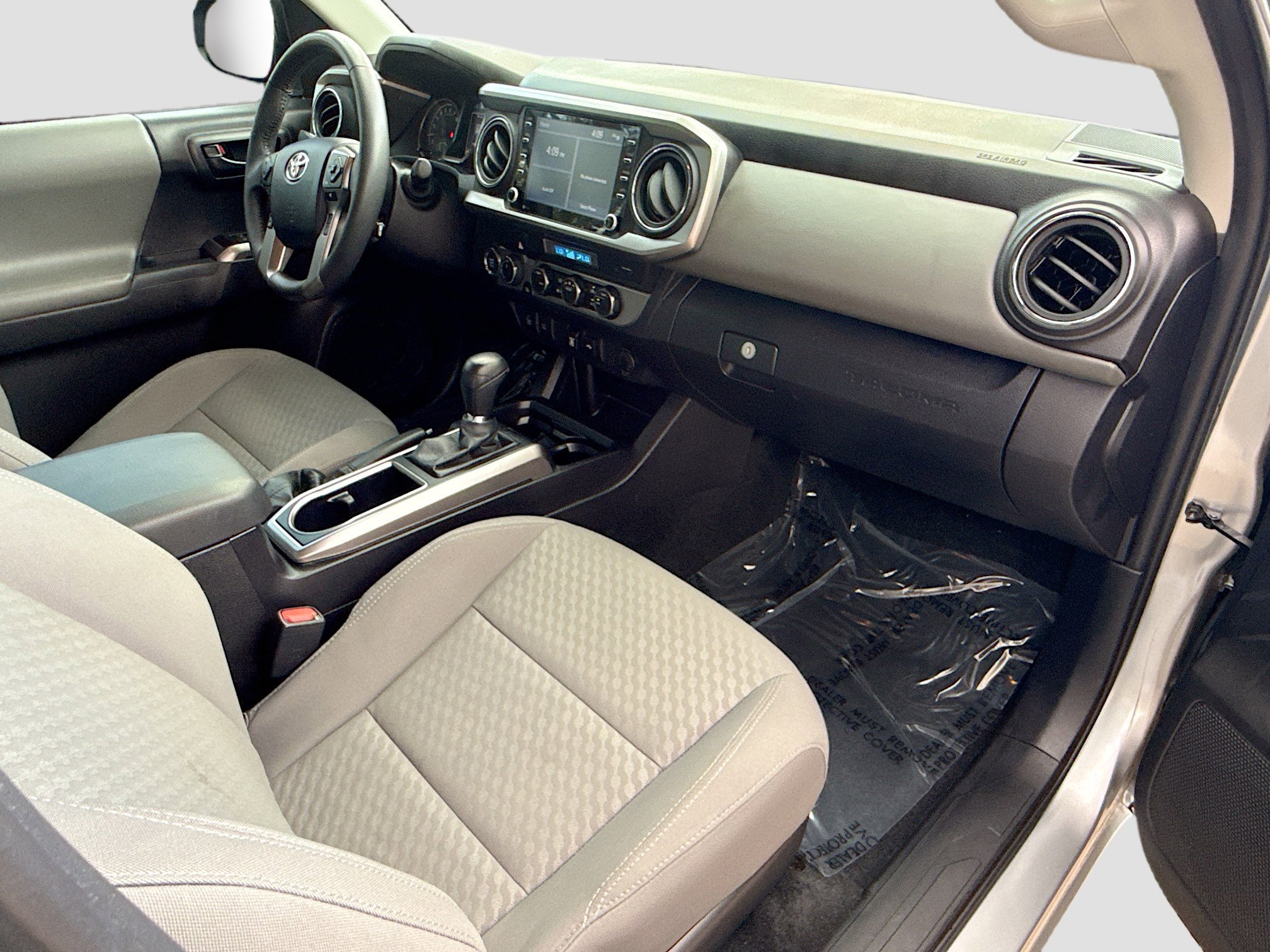 Used 2023 Toyota Tacoma SR5 w/ Technology Package image 17