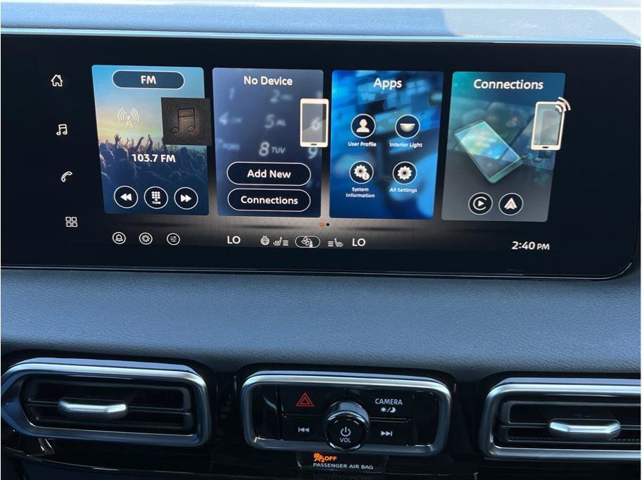 New 2027 Nissan Sentra SR w/ SR Premium Package FWD image 14