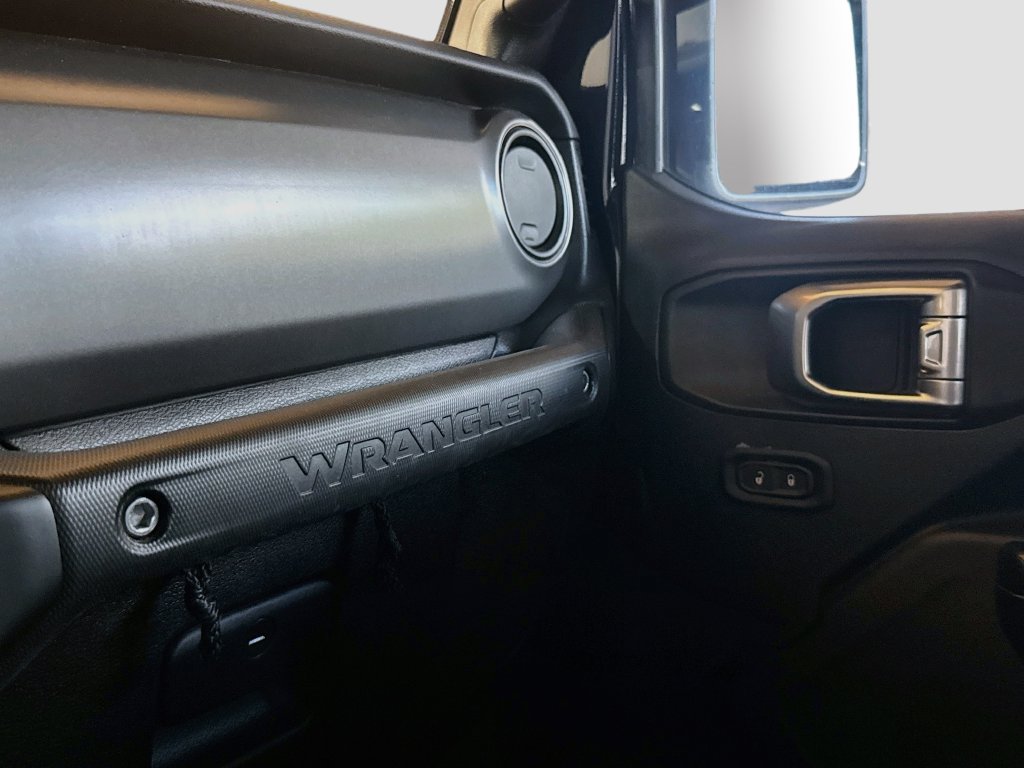Certified 2022 Jeep Wrangler Unlimited Sport w/ Sun And Sound Package AWD/4WD image 22