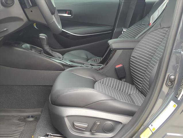 Certified 2025 Toyota Corolla XSE FWD image 17