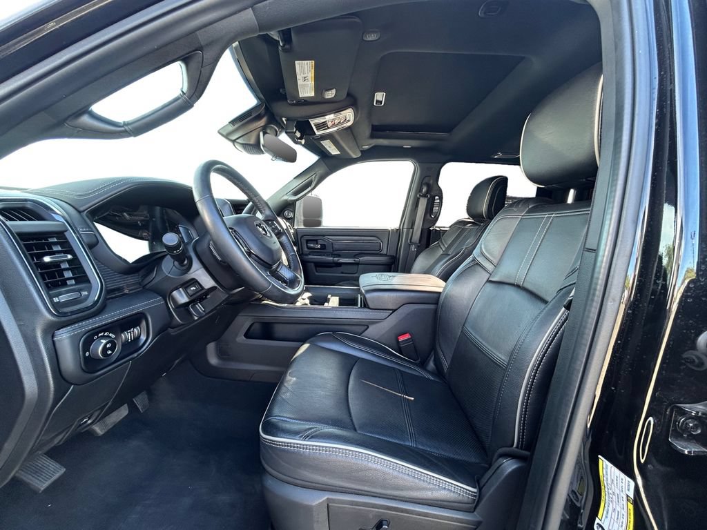 Used 2024 RAM 3500 Limited w/ Night Edition AWD/4WD image 11