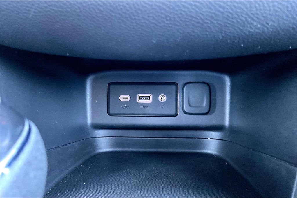 Used 2021 Chevrolet Equinox LT FWD image 12