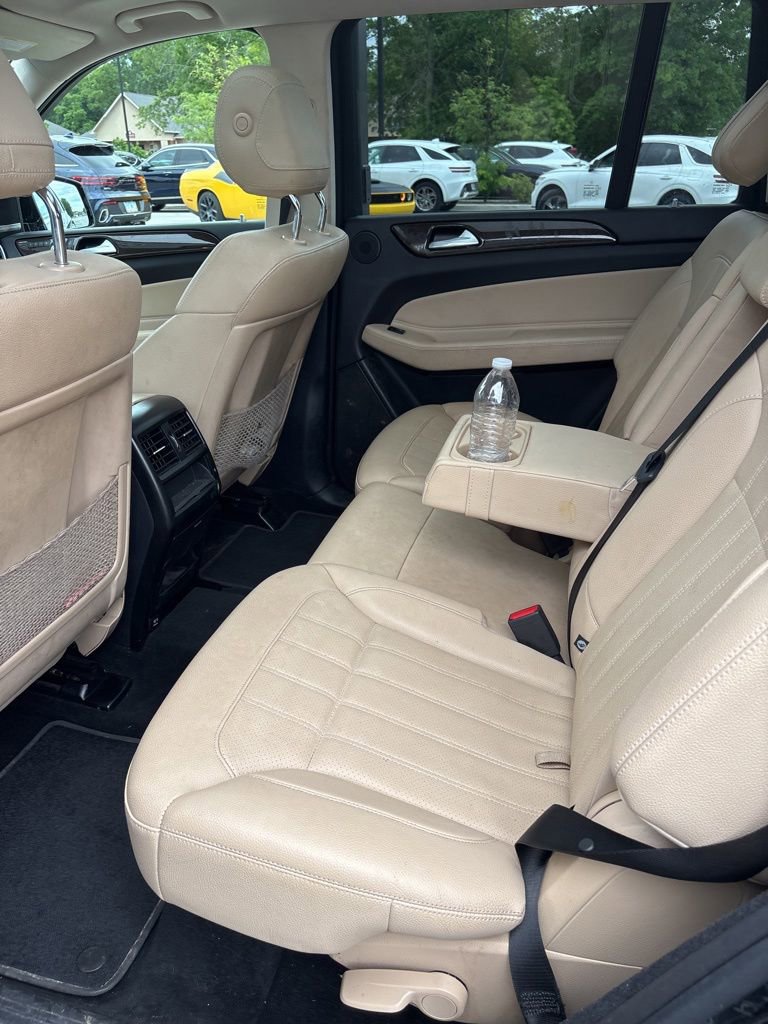 Used 2018 Mercedes-Benz GLS 450 4MATIC image 25