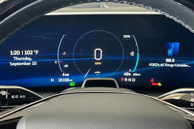 Certified 2024 Cadillac Lyriq Sport AWD/4WD image 24