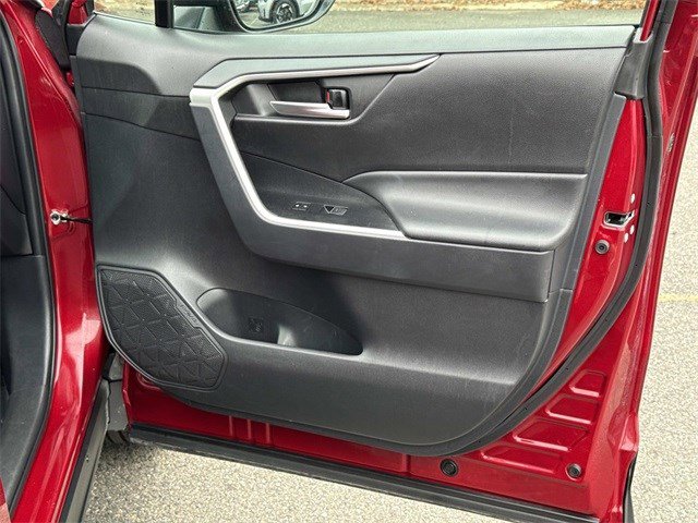 Used 2024 Toyota RAV4 XLE image 8