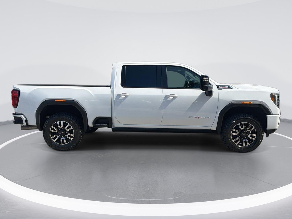 Used 2022 GMC Sierra 2500 AT4 w/ AT4 Premium Plus Package AWD/4WD image 3