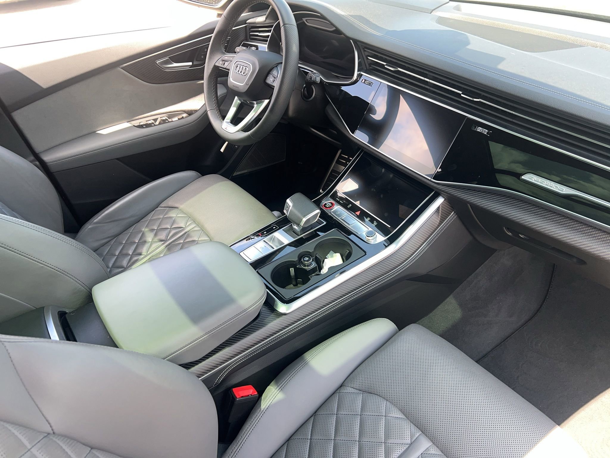 Used 2024 Audi SQ8 Prestige w/ Prestige Package image 4