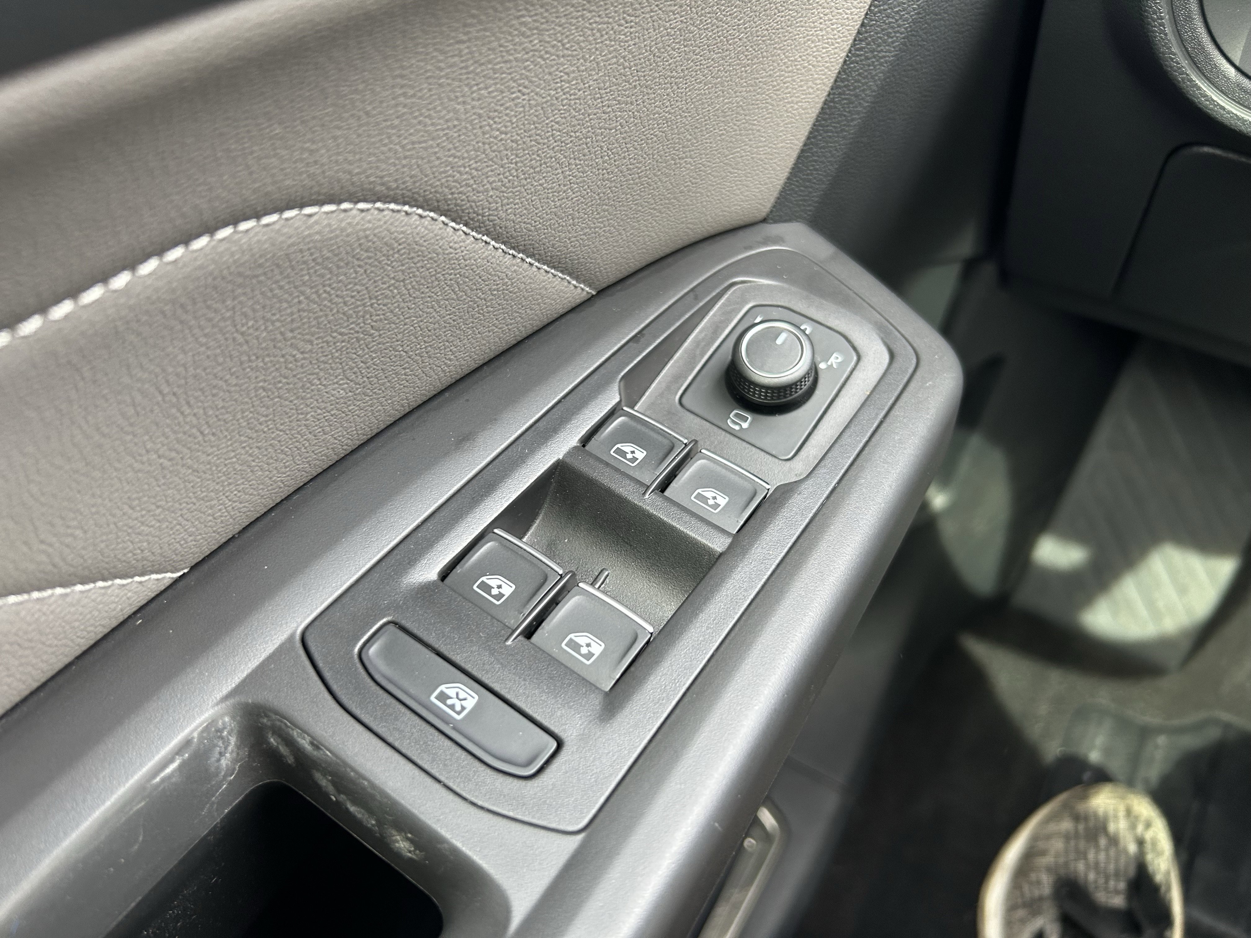 Certified 2022 Volkswagen Atlas SEL Premium image 20