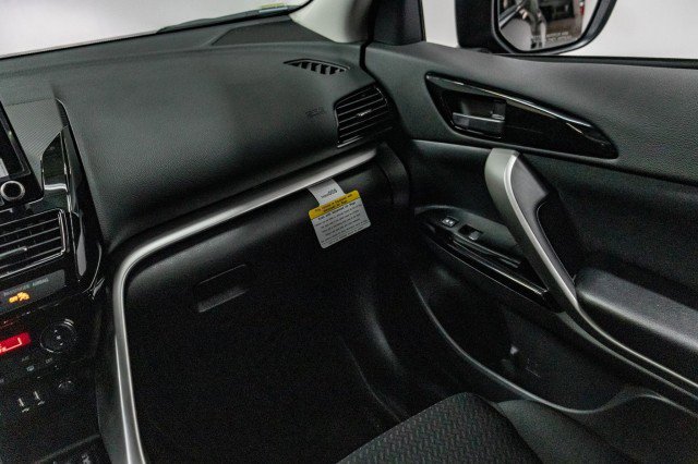 New 2025 Mitsubishi Eclipse Cross LE image 21