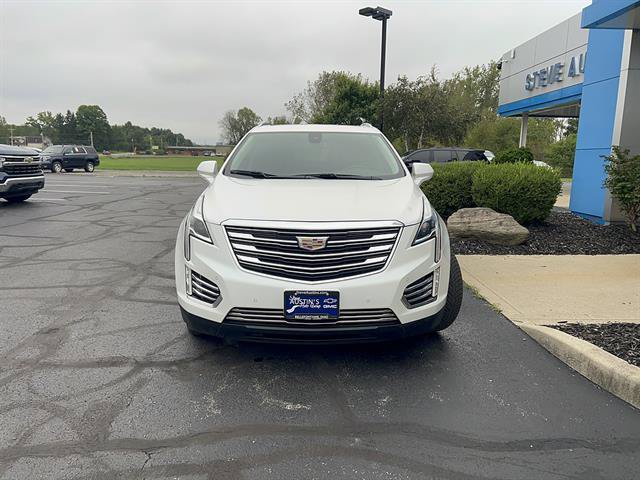 Used 2017 Cadillac XT5 Premium Luxury w/ LPO, Wheel Lock Package AWD/4WD image 2