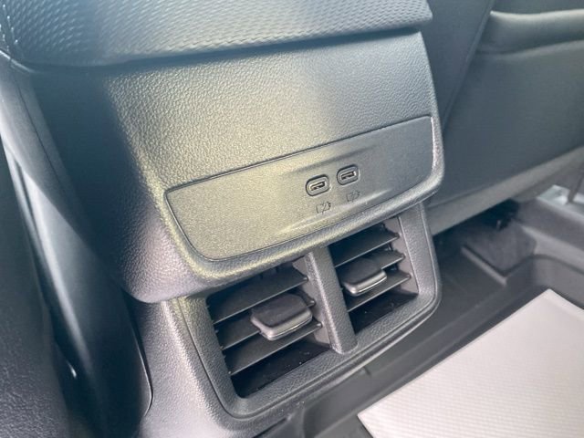 New 2026 Chevrolet Equinox LT w/ Convenience Package II image 23