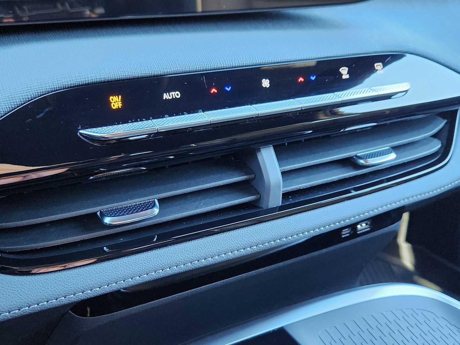 New 2026 Buick Enclave Preferred w/ Power Package image 23