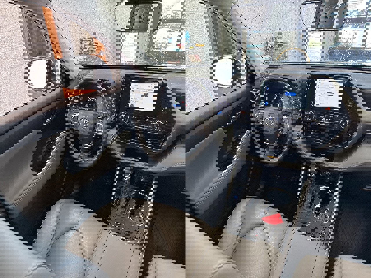 Certified 2024 Toyota Highlander XLE image 49