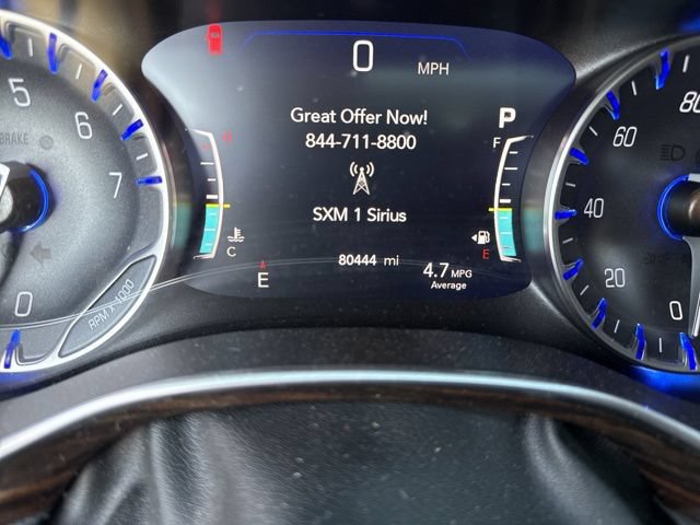 Used 2023 Chrysler Pacifica Limited FWD image 11