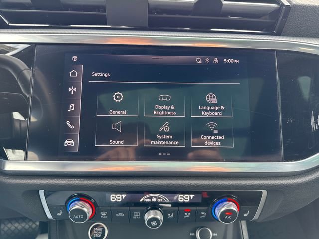 Used 2022 Audi Q3 2.0T Premium w/ Convenience Package AWD/4WD image 18