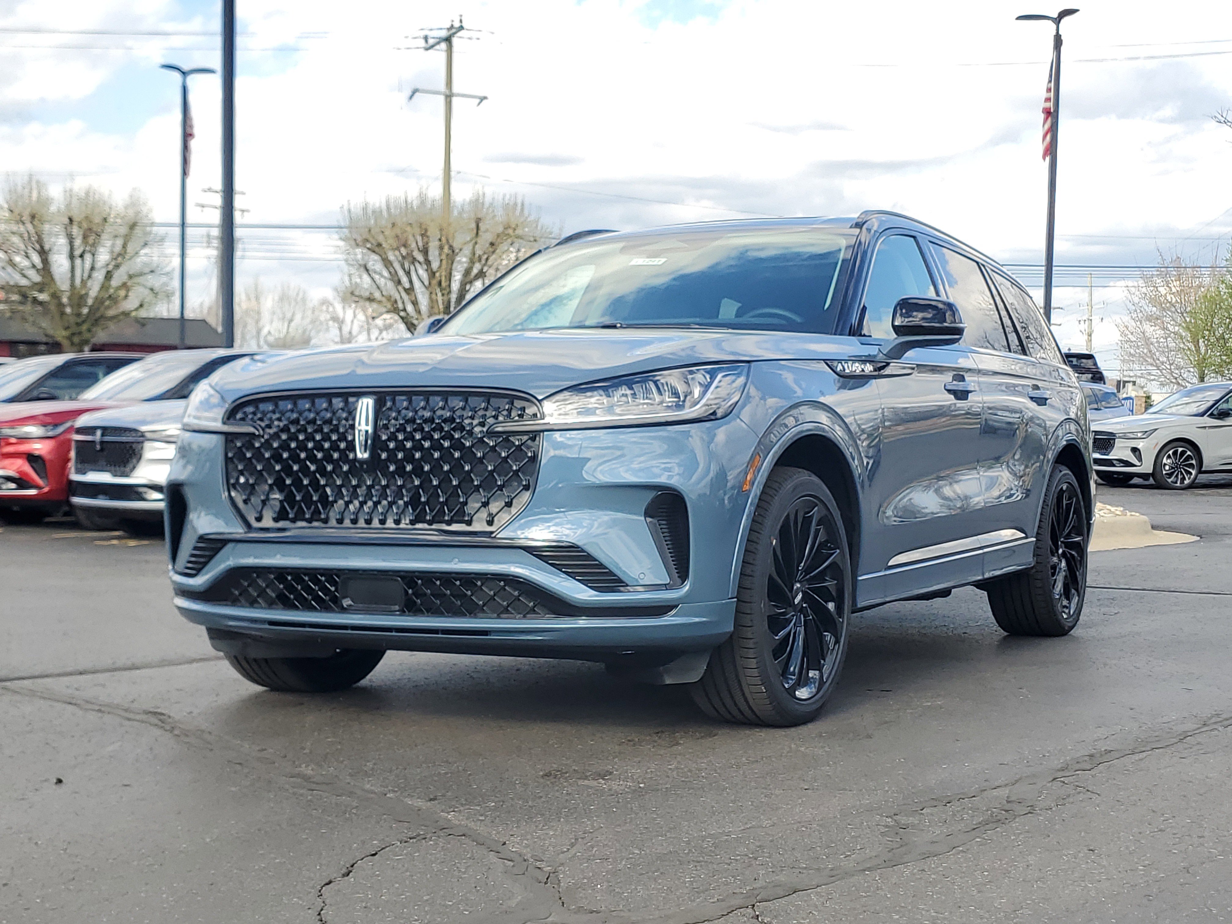 New 2026 Lincoln Aviator Reserve video 2