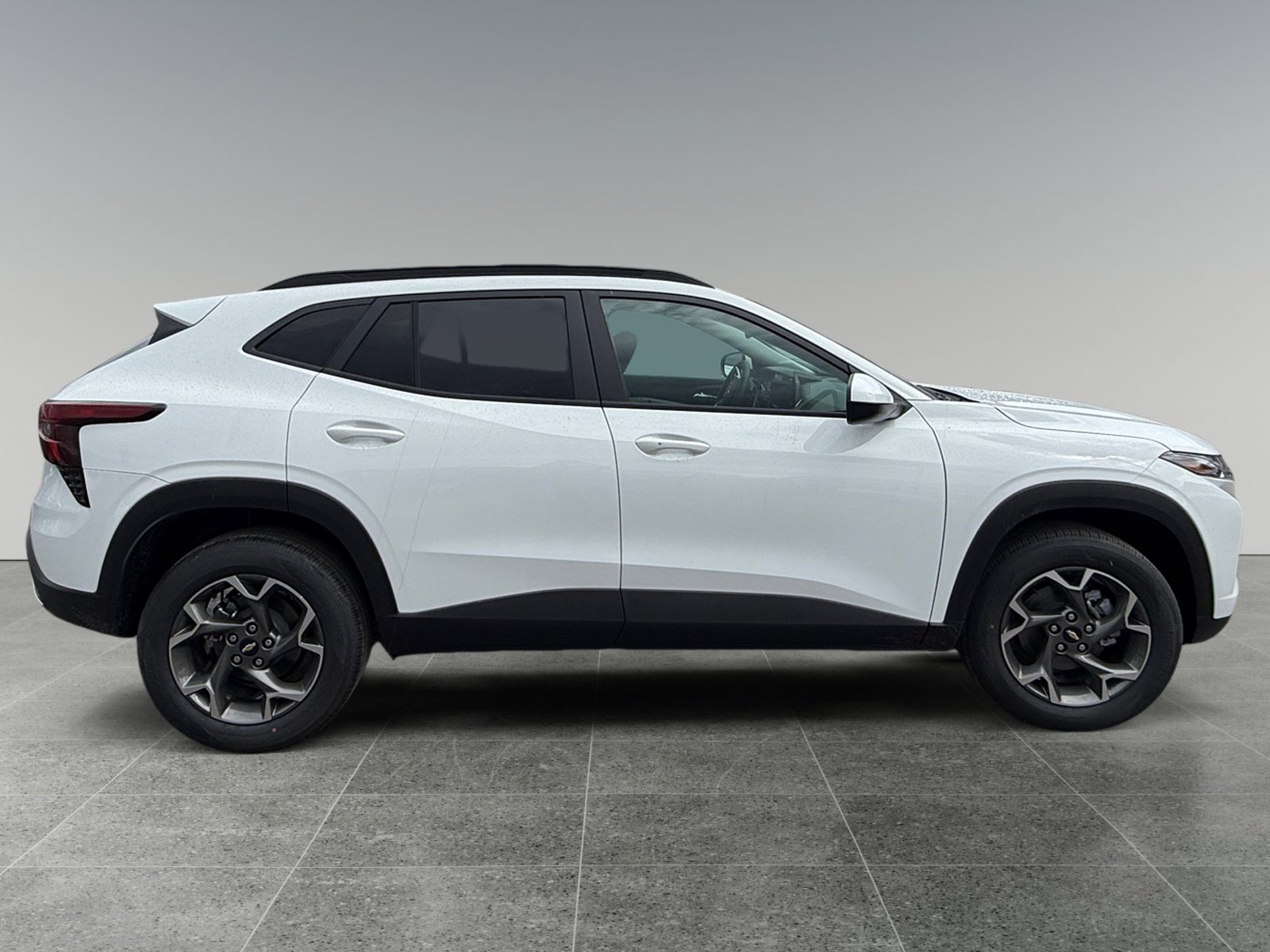 New 2026 Chevrolet Trax LT w/ Driver Confidence Package FWD image 6